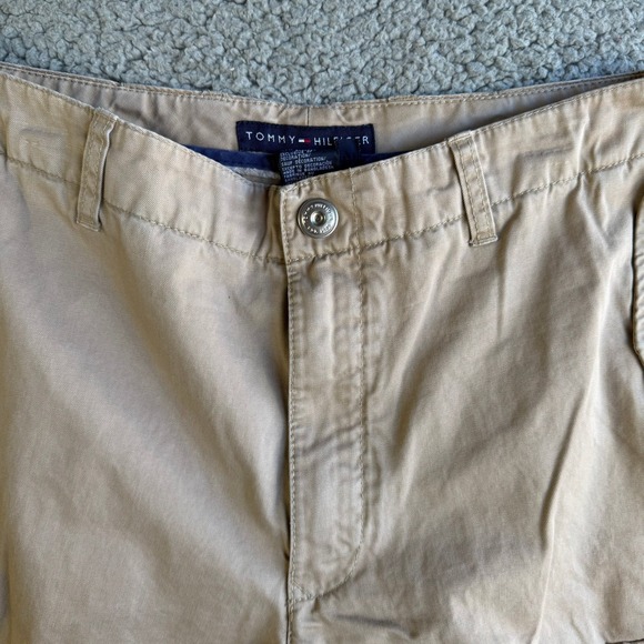 Tommy Hilfiger Mens Cargo Shorts Tan Khaki Multi Pocket Cotton Size 30 - Picture 4 of 15